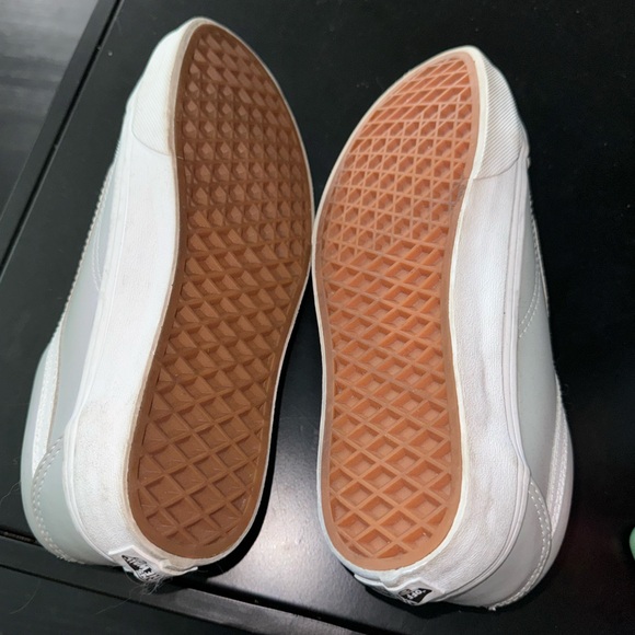 Vans Holographic Old Skool Shoes - Picture 7 of 7